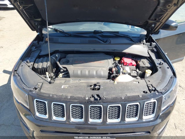 44831108 :رقم المزاد ، 3C4NJCAB8LT199116 vin ، 2020 Jeep Compass Sport Fwd مزاد بيع