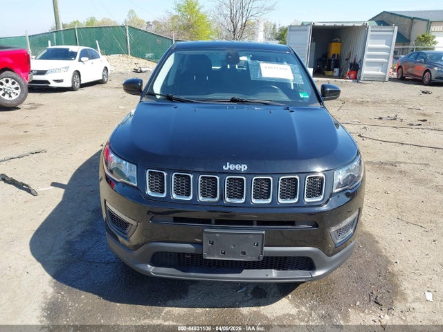 44831108 :رقم المزاد ، 3C4NJCAB8LT199116 vin ، 2020 Jeep Compass Sport Fwd مزاد بيع