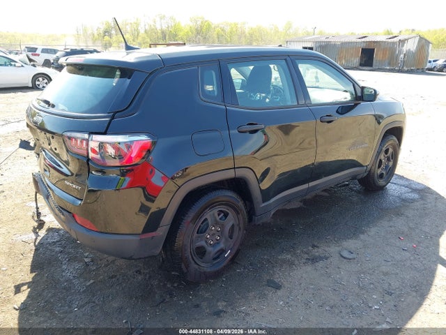 44831108 :رقم المزاد ، 3C4NJCAB8LT199116 vin ، 2020 Jeep Compass Sport Fwd مزاد بيع