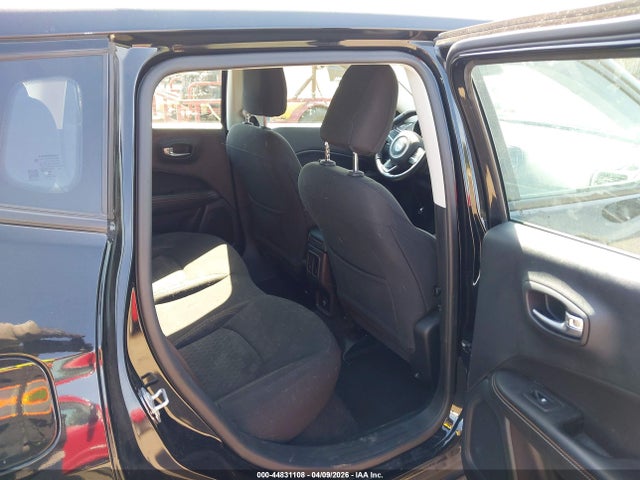 44831108 :رقم المزاد ، 3C4NJCAB8LT199116 vin ، 2020 Jeep Compass Sport Fwd مزاد بيع
