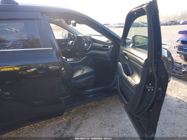 5TDKBRCH1PS598440 Toyota Highlander Hybrid Xle