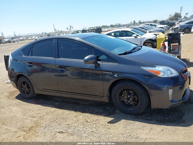 Toyota Prius Three 2015 JTDKN3DU4F0443673 Image 14