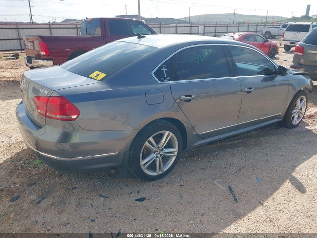 Продаж на аукціоні авто 2015 Volkswagen Passat 2.0l Tdi Se, vin: 1VWBV7A31FC062166, номер лоту: 44831139