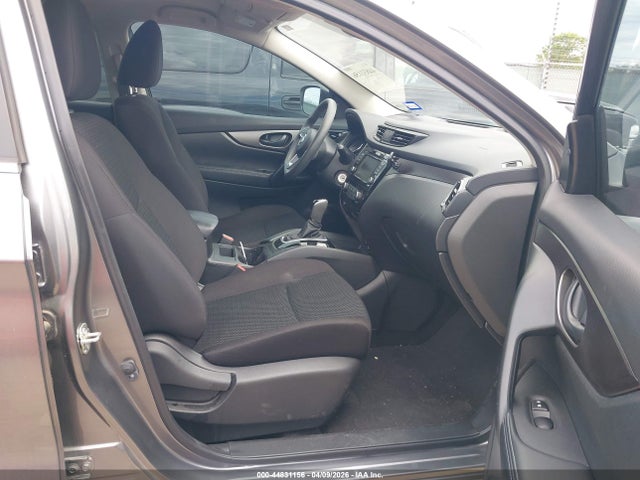 44831156 :رقم المزاد ، JN1BJ1CV9LW551079 vin ، 2020 Nissan Rogue Sport S Fwd Xtronic Cvt مزاد بيع