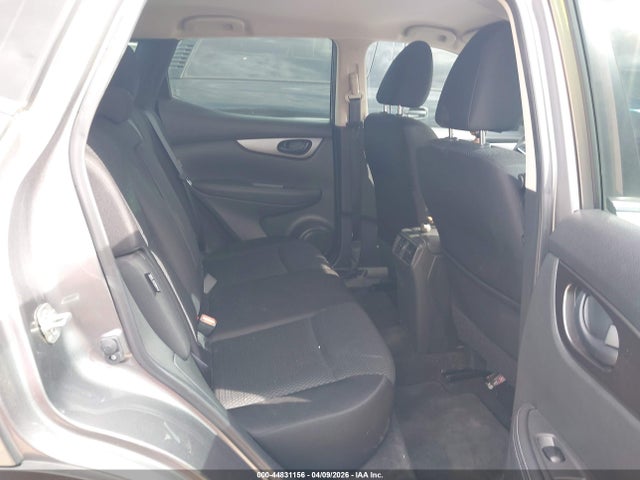 44831156 :رقم المزاد ، JN1BJ1CV9LW551079 vin ، 2020 Nissan Rogue Sport S Fwd Xtronic Cvt مزاد بيع