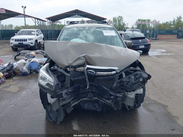 Aukcja sprzedaży 2017 Subaru Forester 2.5i Touring, vin: JF2SJATC3HH515638, numer aukcji: 44831173