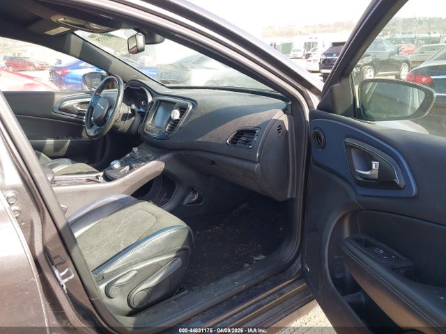 2015 CHRYSLER 200 1C3CCCDG7FN616016 Photo 4