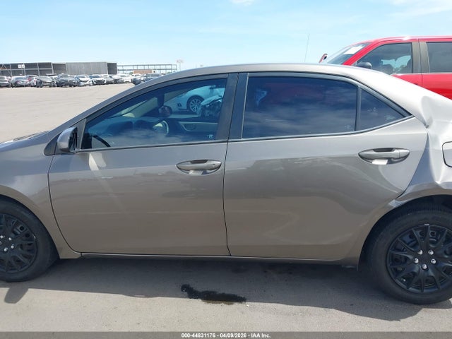 2T1BURHE2JC990996 Toyota COROLLA LE