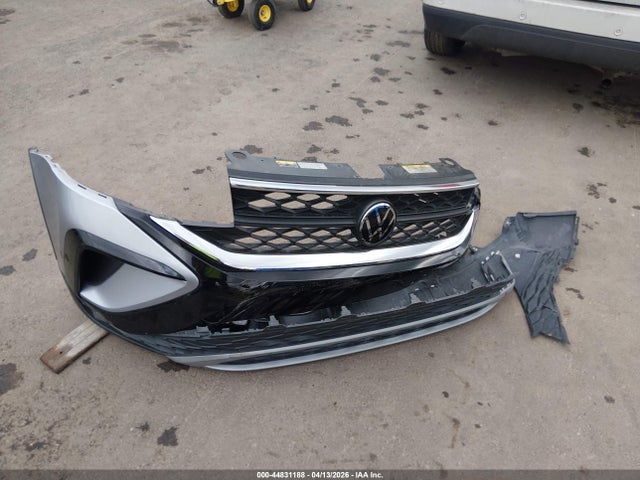 Aukcja sprzedaży 2023 Volkswagen Taos 1.5t S, vin: 3VVCX7B24PM331365, numer aukcji: 44831188