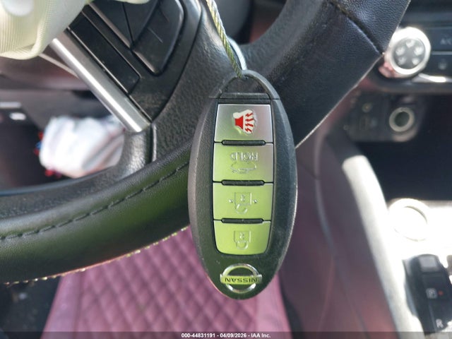 44831191 :رقم المزاد ، 3N1CN8DV5ML894317 vin ، 2021 Nissan Versa S Xtronic Cvt مزاد بيع