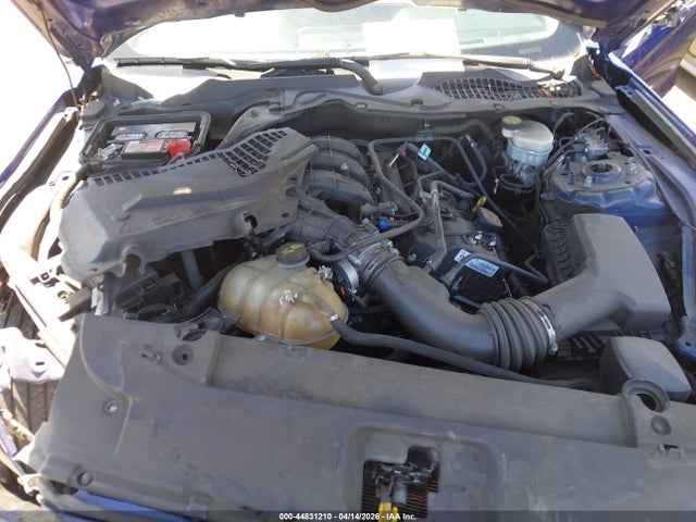1FA6P8AM8G5306727 Ford Mustang V6