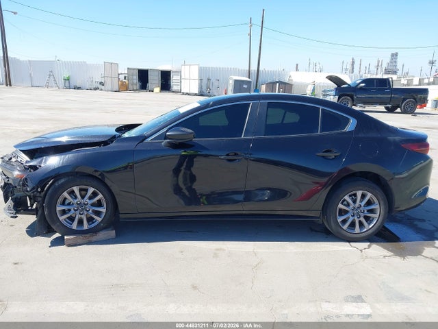 Mazda Mazda3 2.5 S 2022 3MZBPAAL3NM303276 Image 15