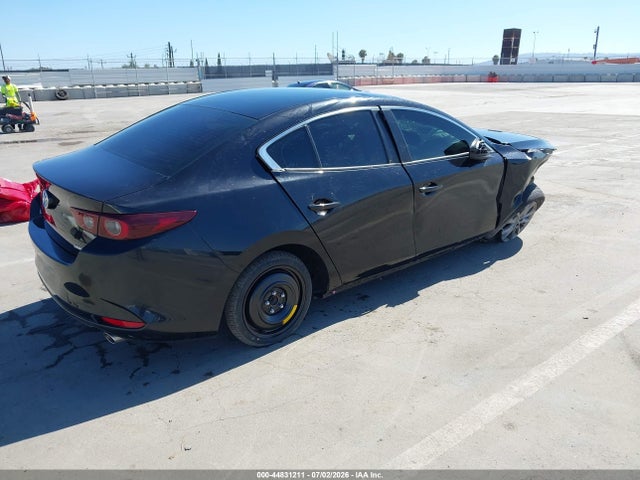 Mazda Mazda3 2.5 S 2022 3MZBPAAL3NM303276 Image 4