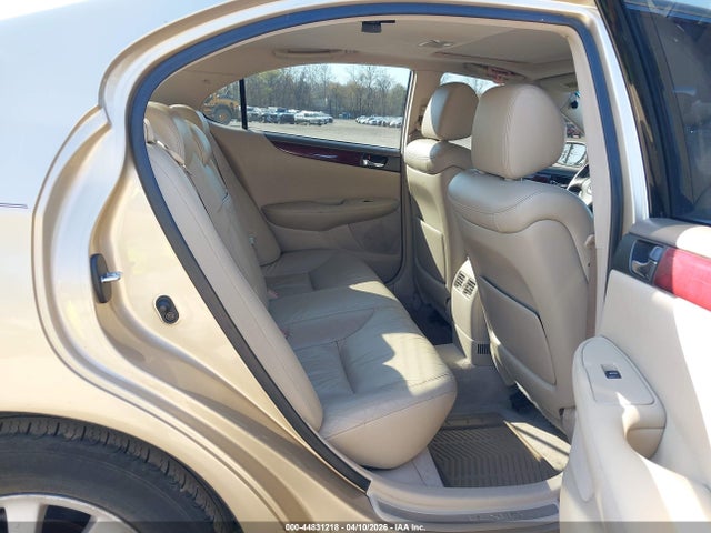 44831218 :رقم المزاد ، JTHBF30G720083143 vin ، 2002 Lexus Es 300 مزاد بيع