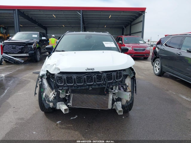 Jeep Compass Latitude 4x4 2024 3C4NJDBN5RT169692 Image 13