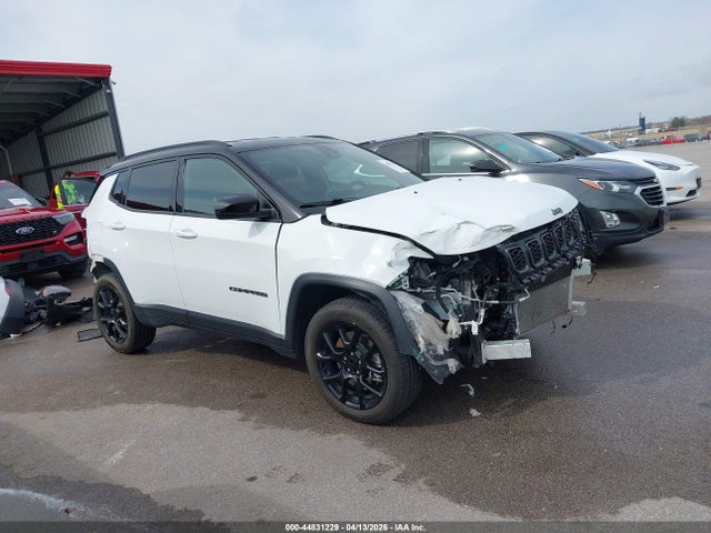 Jeep Compass Latitude 4x4 2024 3C4NJDBN5RT169692 Image 14