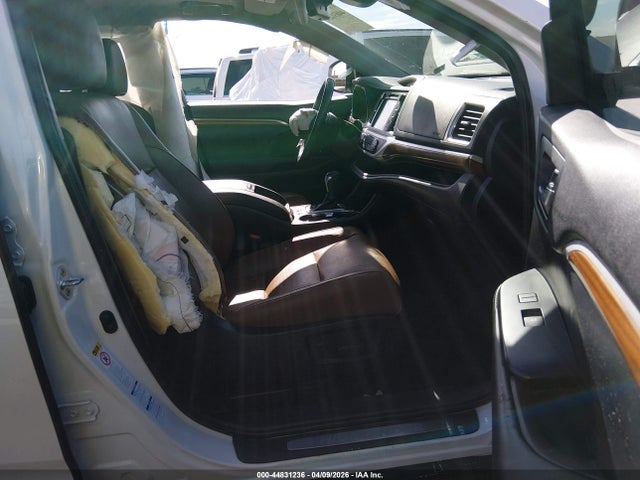 Aukcja sprzedaży 2019 Toyota Highlander Limited Platinum, vin: 5TDDZRFH6KS957791, numer aukcji: 44831236
