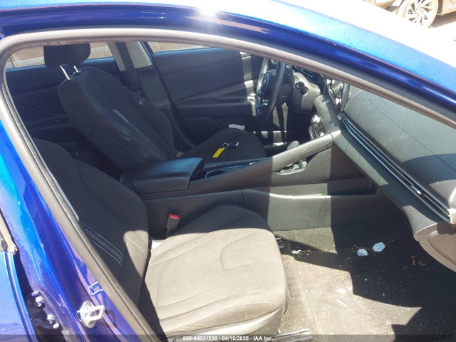 Продажа на аукционе авто 2022 Hyundai Elantra Sel, vin: KMHLS4AG4NU283489, номер лота: 44831238