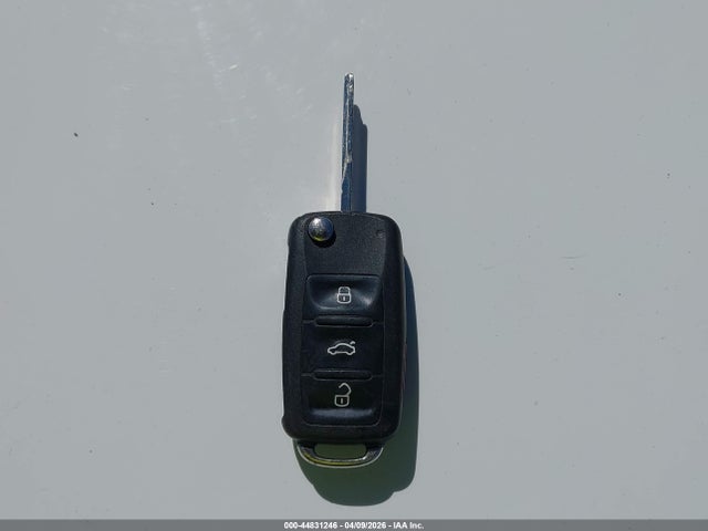 Продаж на аукціоні авто 2012 Volkswagen Passat 2.5l Se, vin: 1VWBH7A39CC093085, номер лоту: 44831246