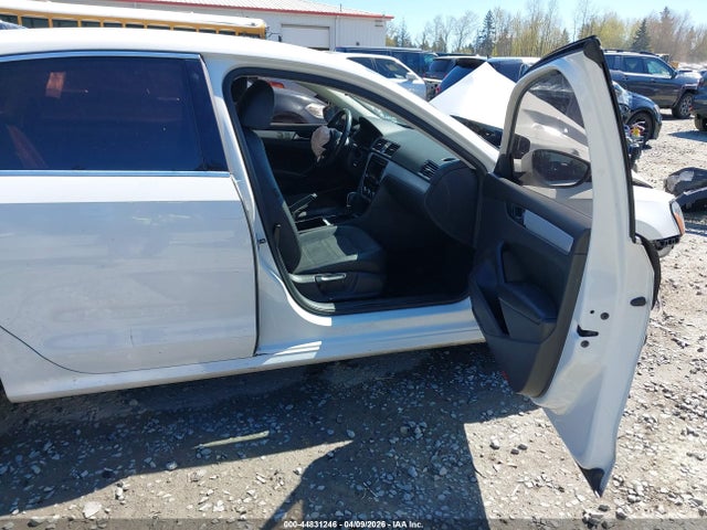 Продаж на аукціоні авто 2012 Volkswagen Passat 2.5l Se, vin: 1VWBH7A39CC093085, номер лоту: 44831246