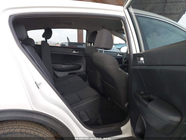 Продажа на аукционе авто 2021 Kia Sportage Lx, vin: KNDPM3AC4M7930378, номер лота: 44831247