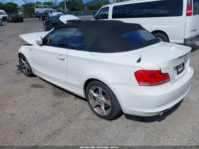 44831269 :رقم المزاد ، WBAUN1C51DVR01688 vin ، 2013 Bmw 128i مزاد بيع