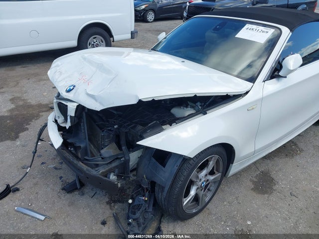 44831269 :رقم المزاد ، WBAUN1C51DVR01688 vin ، 2013 Bmw 128i مزاد بيع