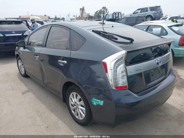 Toyota Prius Plug-in Advanced 2014 JTDKN3DPXE3051918 Image 3
