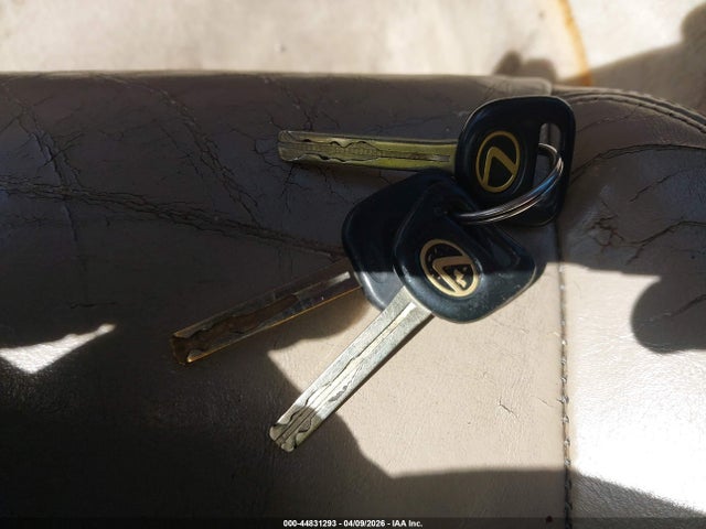 44831293 :رقم المزاد ، JT8BF22G2V5002094 vin ، 1997 Lexus Es 300 مزاد بيع