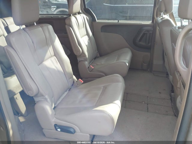 44831307 :رقم المزاد ، 2C4RC1BG0ER412883 vin ، 2014 Chrysler Town & Country Touring مزاد بيع