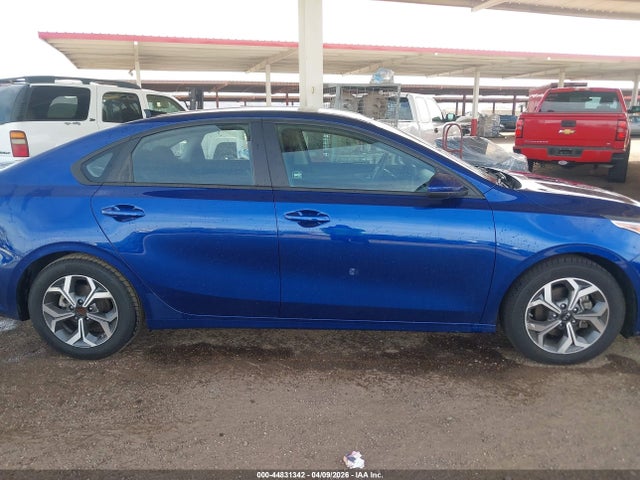3KPF24AD8LE170552 KIA Forte Lxs