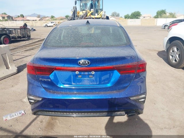 3KPF24AD8LE170552 KIA Forte Lxs