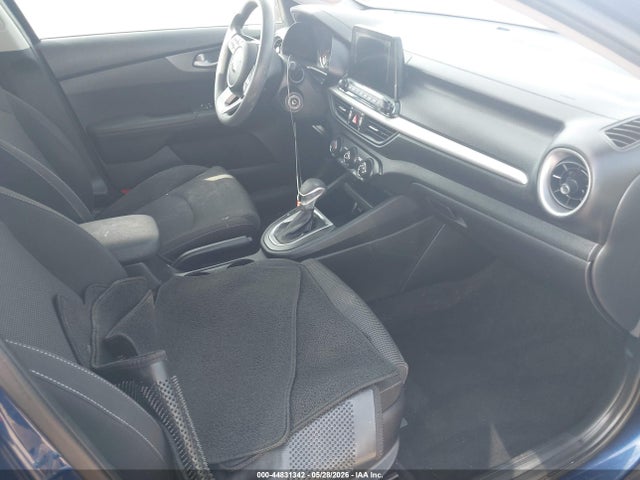 3KPF24AD8LE170552 KIA Forte Lxs