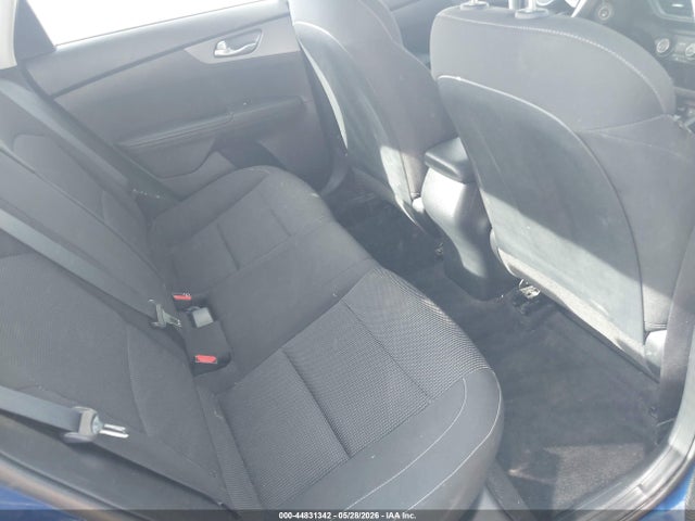 3KPF24AD8LE170552 KIA Forte Lxs