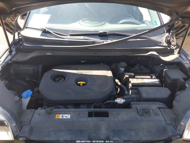 44831355 :رقم المزاد ، KNDJP3A53H7424044 vin ، 2017 Kia Soul + مزاد بيع