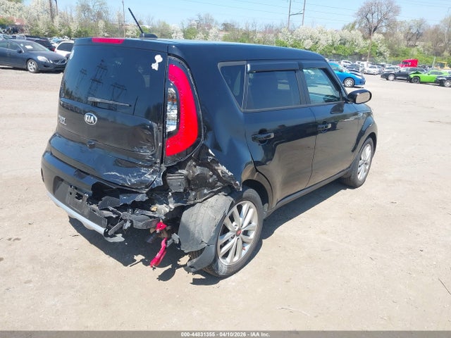 44831355 :رقم المزاد ، KNDJP3A53H7424044 vin ، 2017 Kia Soul + مزاد بيع