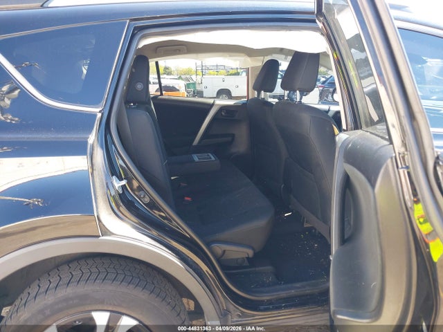 Toyota RAV4 LE 2017 2T3BFREV9HW652378 Image 8