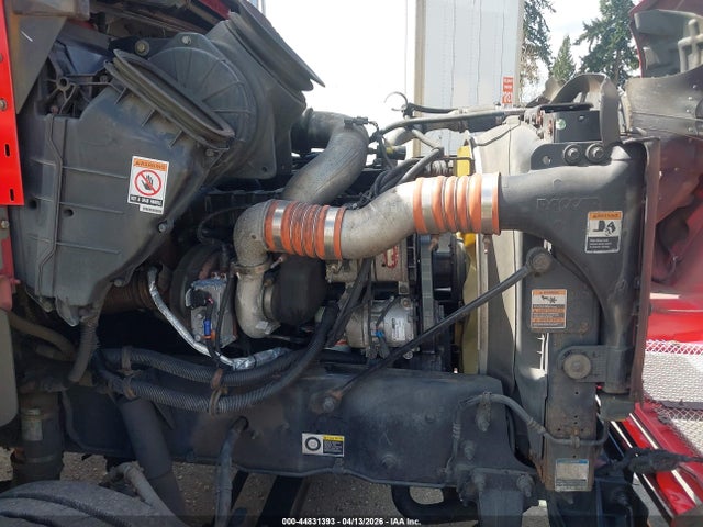 44831393 :رقم المزاد ، 2XKHAM8A5CM334458 vin ، 2012 Kenworth Construction T370 مزاد بيع