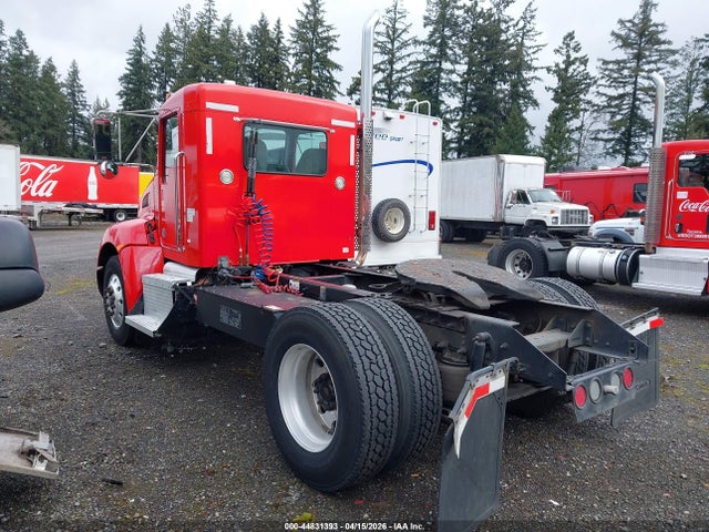 44831393 :رقم المزاد ، 2XKHAM8A5CM334458 vin ، 2012 Kenworth Construction T370 مزاد بيع