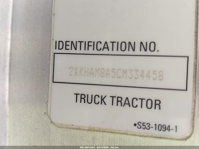 44831393 :رقم المزاد ، 2XKHAM8A5CM334458 vin ، 2012 Kenworth Construction T370 مزاد بيع