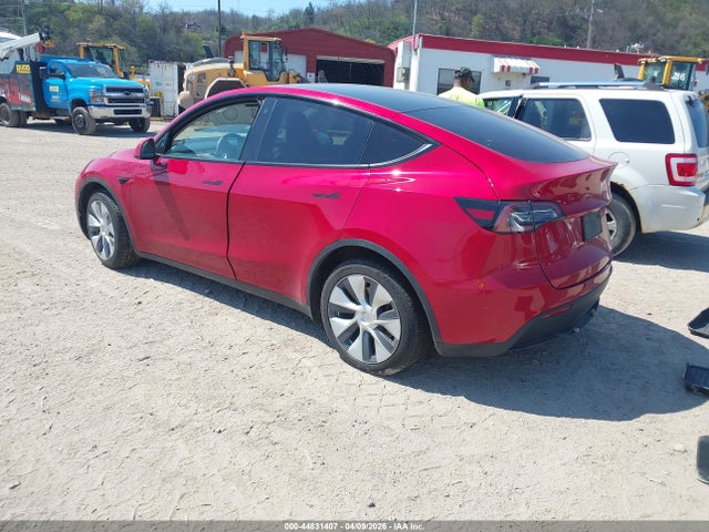 Продажа на аукционе авто 2021 Tesla Model Y Long Range Dual Motor All-wheel Drive, vin: 5YJYGDEE1MF083682, номер лота: 44831407