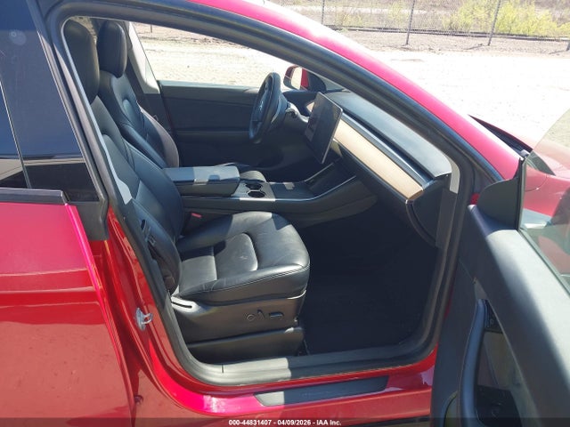 Продажа на аукционе авто 2021 Tesla Model Y Long Range Dual Motor All-wheel Drive, vin: 5YJYGDEE1MF083682, номер лота: 44831407