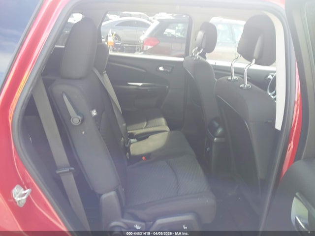 44831419 :رقم المزاد ، 3C4PDCBG2HT572460 vin ، 2017 Dodge Journey Sxt مزاد بيع
