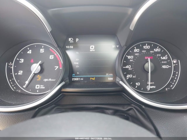 Продажа на аукционе авто 2023 Alfa Romeo Stelvio Veloce Awd, vin: ZASPAKBN0P7D54481, номер лота: 44831432