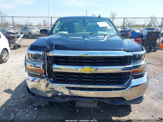 Aukcja sprzedaży 2018 Chevrolet Silverado 1500 1lt, vin: 1GCVKREC4JZ140332, numer aukcji: 44831437