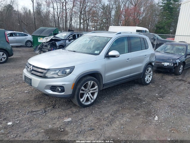 44831460 :رقم المزاد ، WVGAV3AX3DW577039 vin ، 2013 Volkswagen Tiguan Sel مزاد بيع