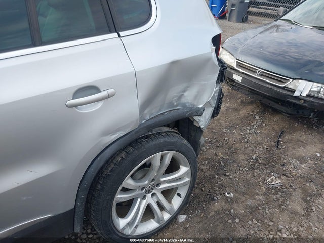 44831460 :رقم المزاد ، WVGAV3AX3DW577039 vin ، 2013 Volkswagen Tiguan Sel مزاد بيع