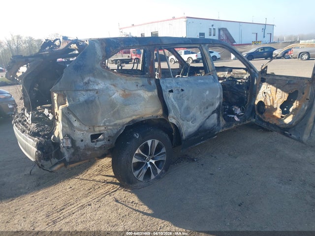 Продаж на аукціоні авто 2023 Toyota Highlander Xle, vin: 5TDKDRBH5PS026069, номер лоту: 44831469