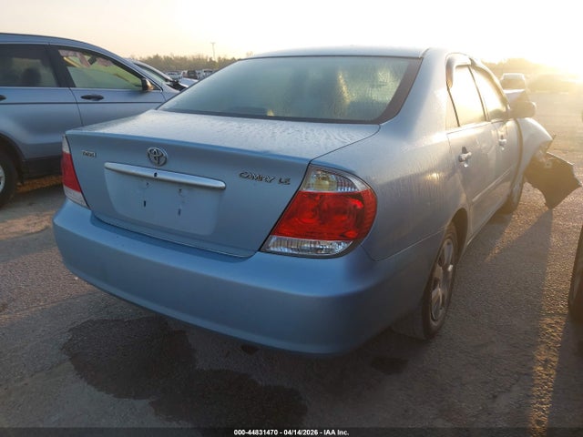 2006 Toyota Camry Le მანქანა იყიდება აუქციონზე, vin: 4T1BE32K16U711214, აუქციონის ნომერი: 44831470