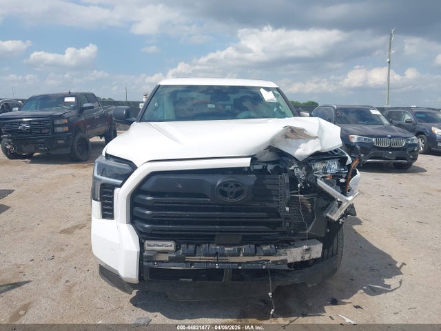 2024 Toyota Tundra Sr5 მანქანა იყიდება აუქციონზე, vin: 5TFLA5AB5RX032888, აუქციონის ნომერი: 44831477